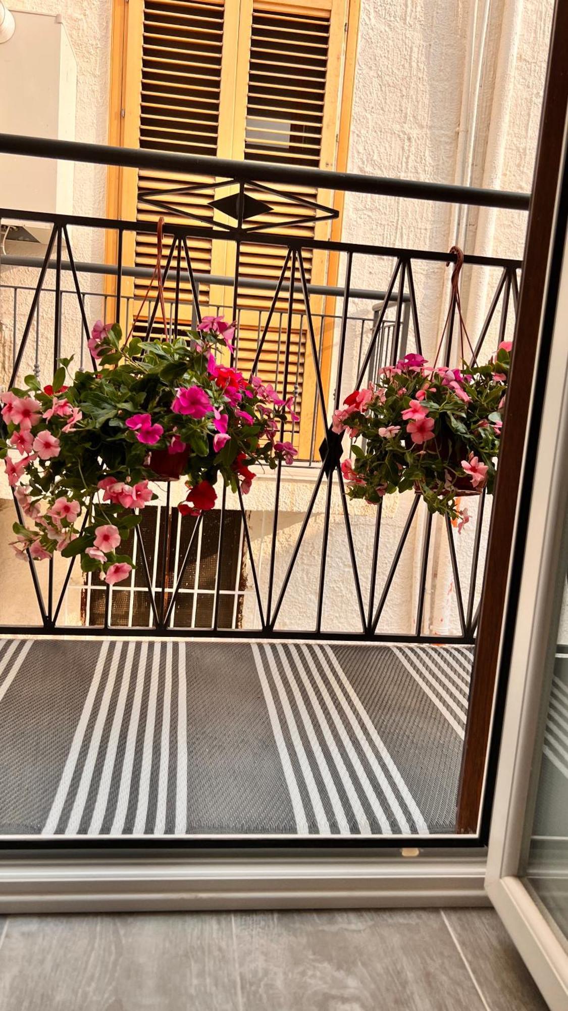 Dimora Donna Vitalia Apartments Trapani Eksteriør billede